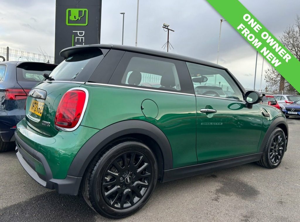 Mini Hatch 1.5L Cooper Classic YH72KGE Green #4