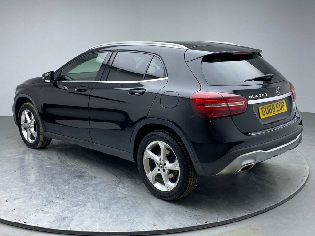 Mercedes-Benz GLA Class 1.6L Sport GU68EUP Black #5