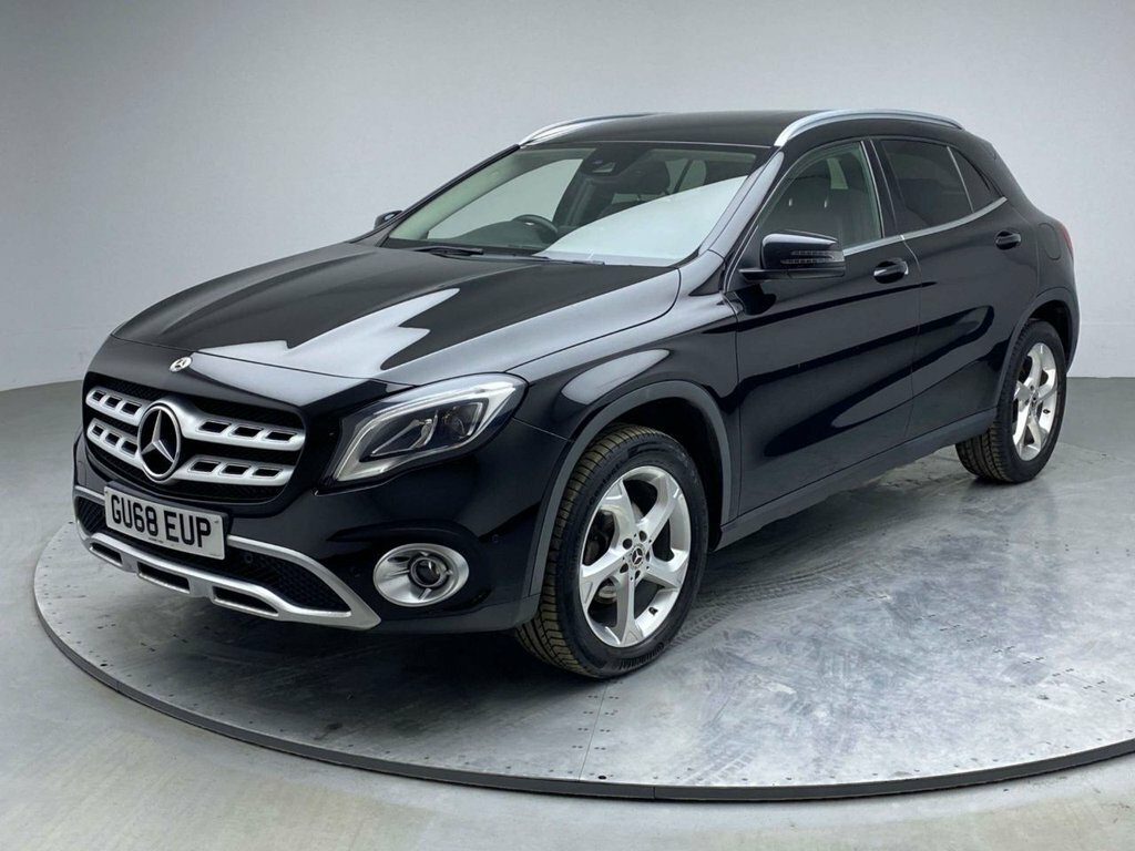 Mercedes-Benz GLA Class 1.6L Sport GU68EUP Black #4