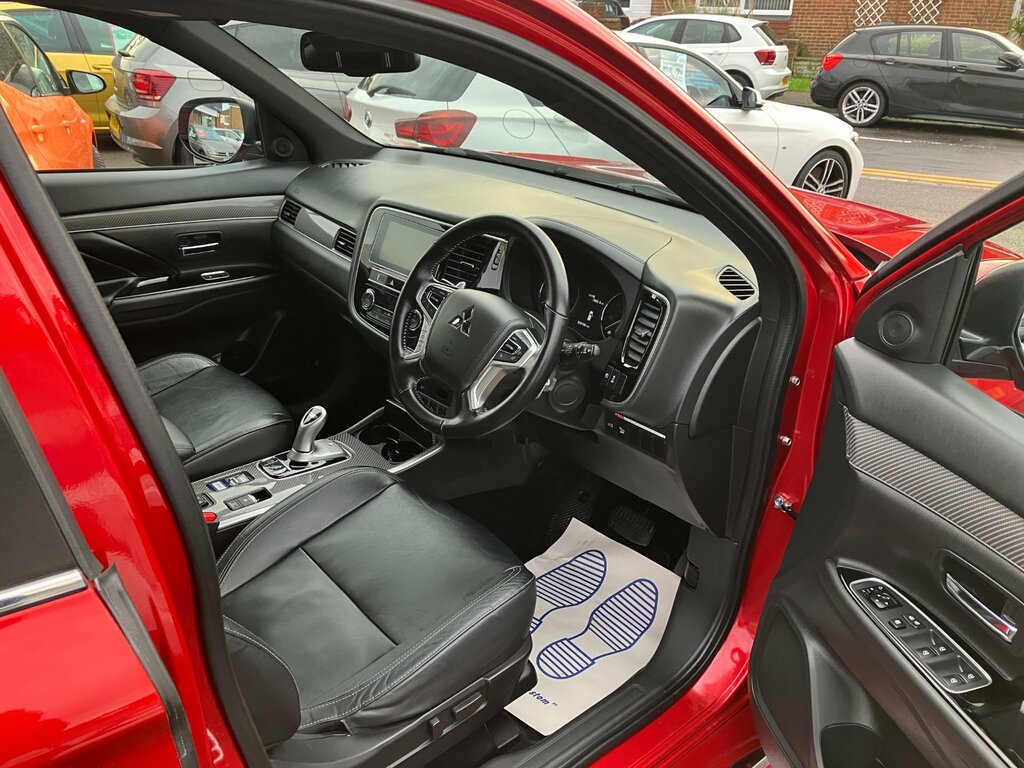 Mitsubishi Outlander 2.4H 13.8Kwh 4H Twinmotor Suv Plug-in H WM19ZVC Red #2