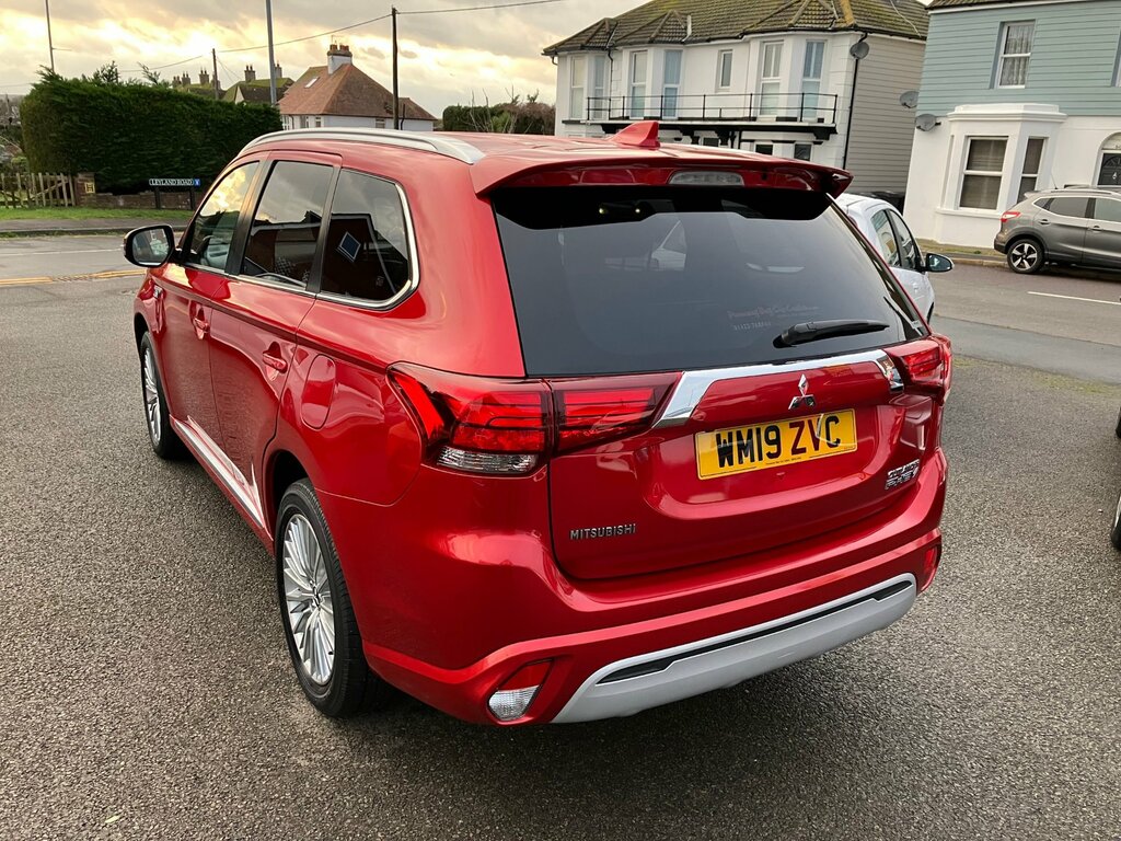 Mitsubishi Outlander 2.4H 13.8Kwh 4H Twinmotor Suv Plug-in H WM19ZVC Red #3