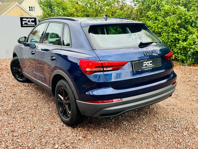 Audi Q3 2022 1.5 Tfsi Cod 35 Technik Suv AK72WBM Blue #2
