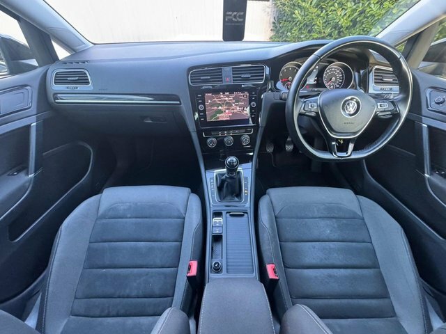 Volkswagen Golf 2019 1.5 Tsi Evo Gt Hatchback Eu AJ19HVR Blue #3