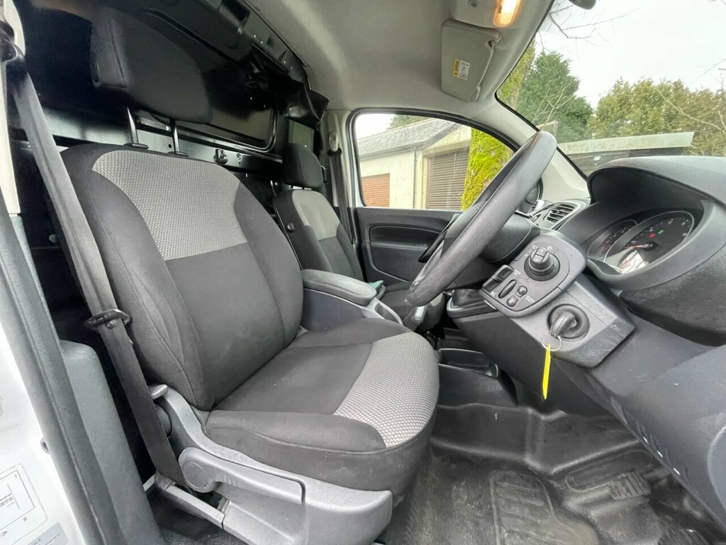 Renault Kangoo Maxi 1.5L Business MM21ZDN White #2