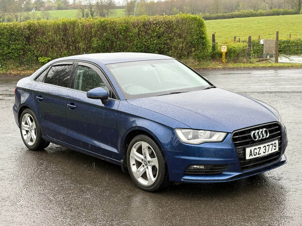 Audi A3 1.6 Tdi 110 Sport S Tronic Nav Blue