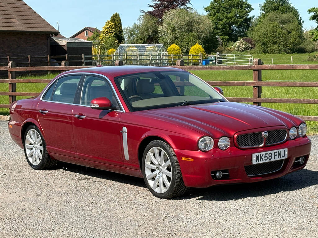 Jaguar XJ Xj 2.7 Tdvi Executive Red