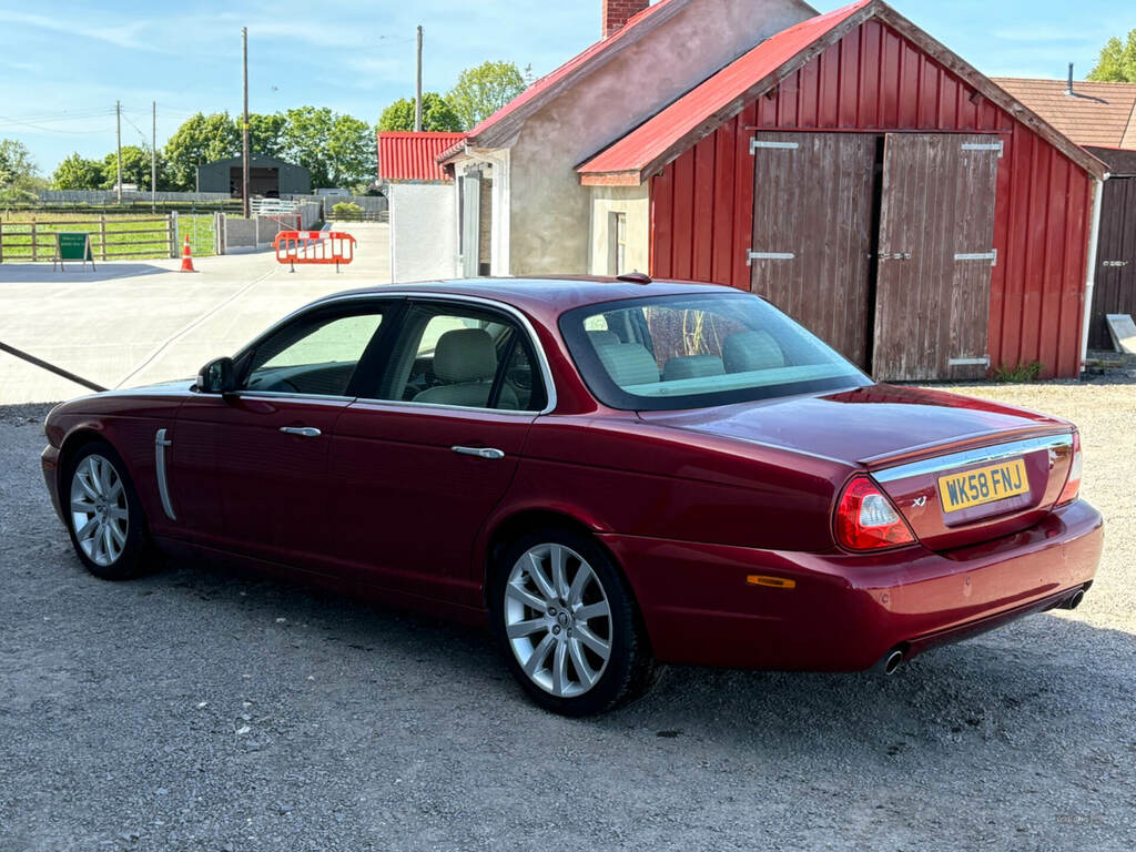 Jaguar XJ Xj 2.7 Tdvi Executive WK58FNJ Red #6