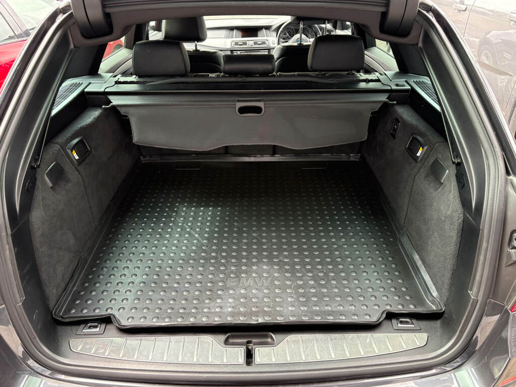 BMW 5 Series 520D M Sport Step YJ14XCW Grey #5