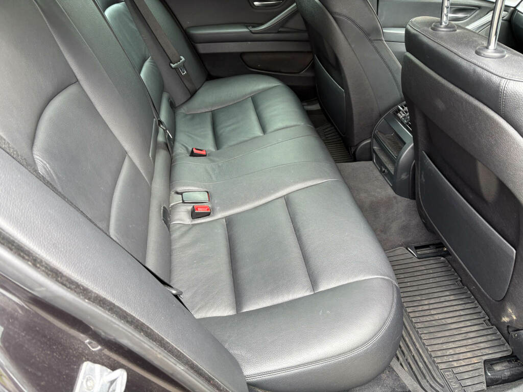 BMW 5 Series 520D M Sport Step YJ14XCW Grey #4