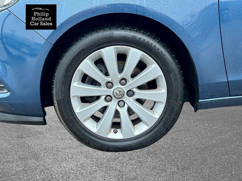 Vauxhall Zafira Tourer Mpv DL66ONJ Blue #4