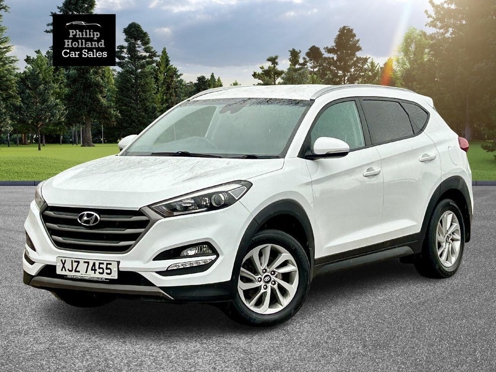Hyundai Tucson Suv White