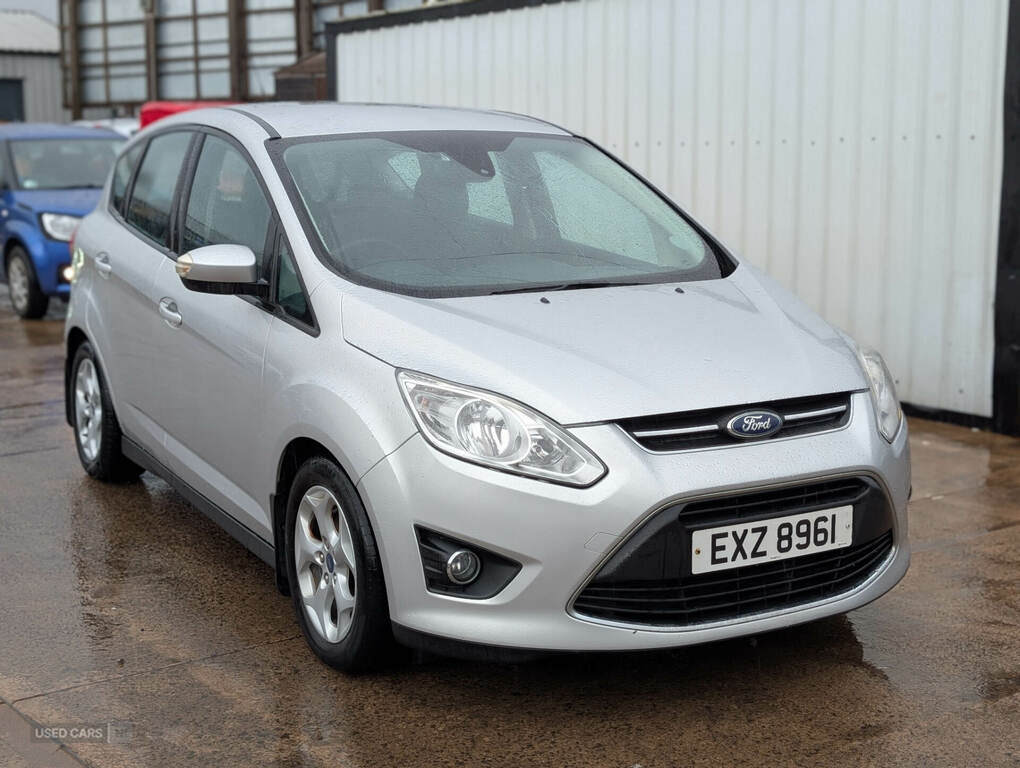 Ford Focus C-Max Titanium Red #1