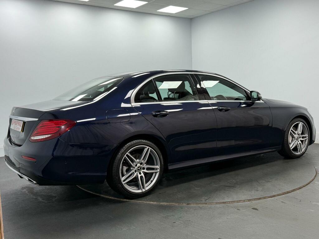 Mercedes-Benz E Class E220d Amg Line 9G-tronic LK67UWH Blue #4