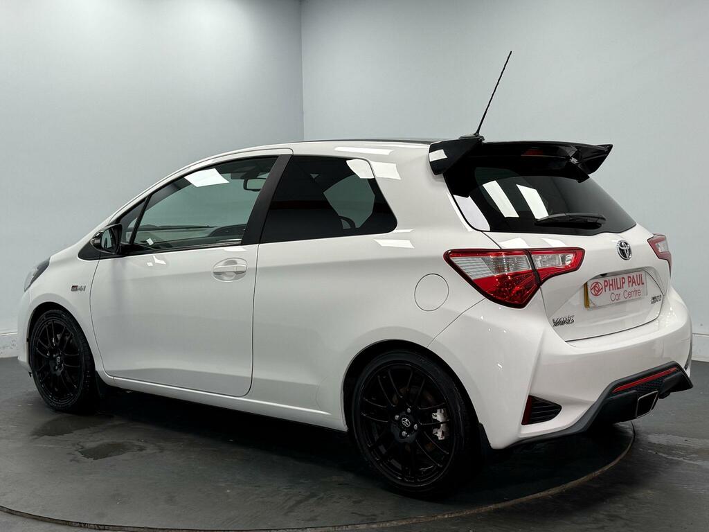 Toyota Yaris 1.8 Supercharged Grmn Edition White #3