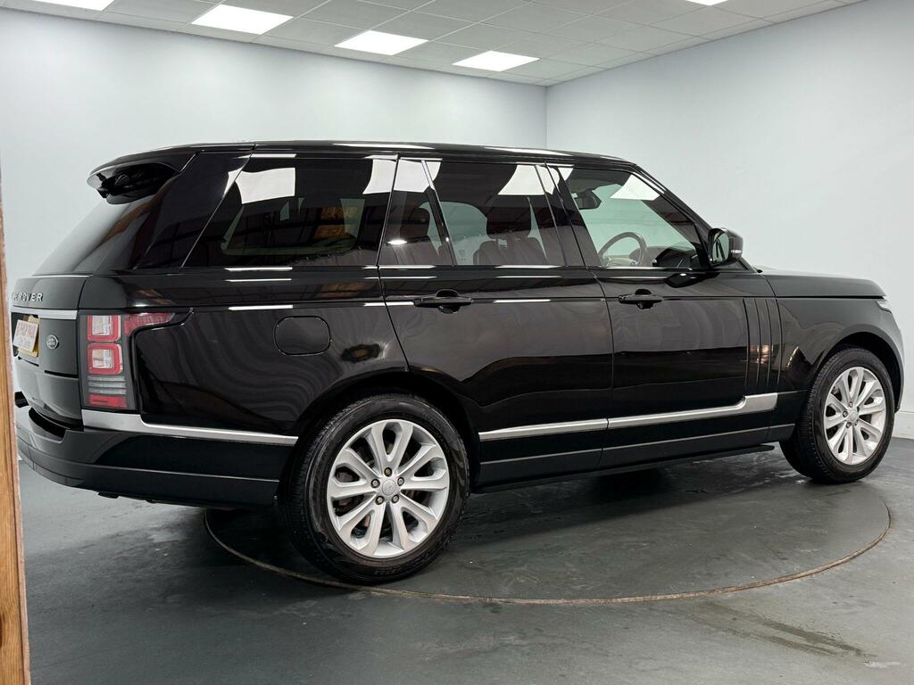 Land Rover Range Rover 3.0 Tdv6 Vogue Black #4