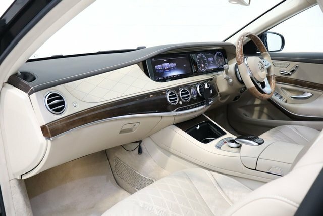 Mercedes-Benz Maybach S Class 6.0 S600 V12 Maybach Saloon G-tronic E Black #23