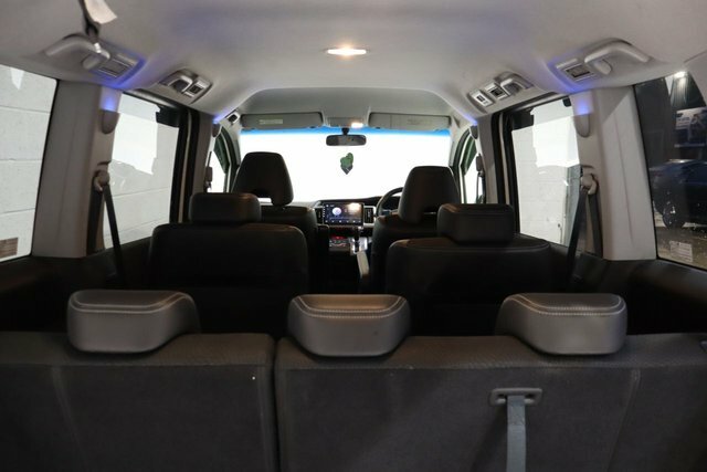 Honda StepWagon Spada 2.0L White #8