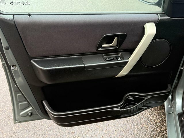 Land Rover Freelander Hse Black #23
