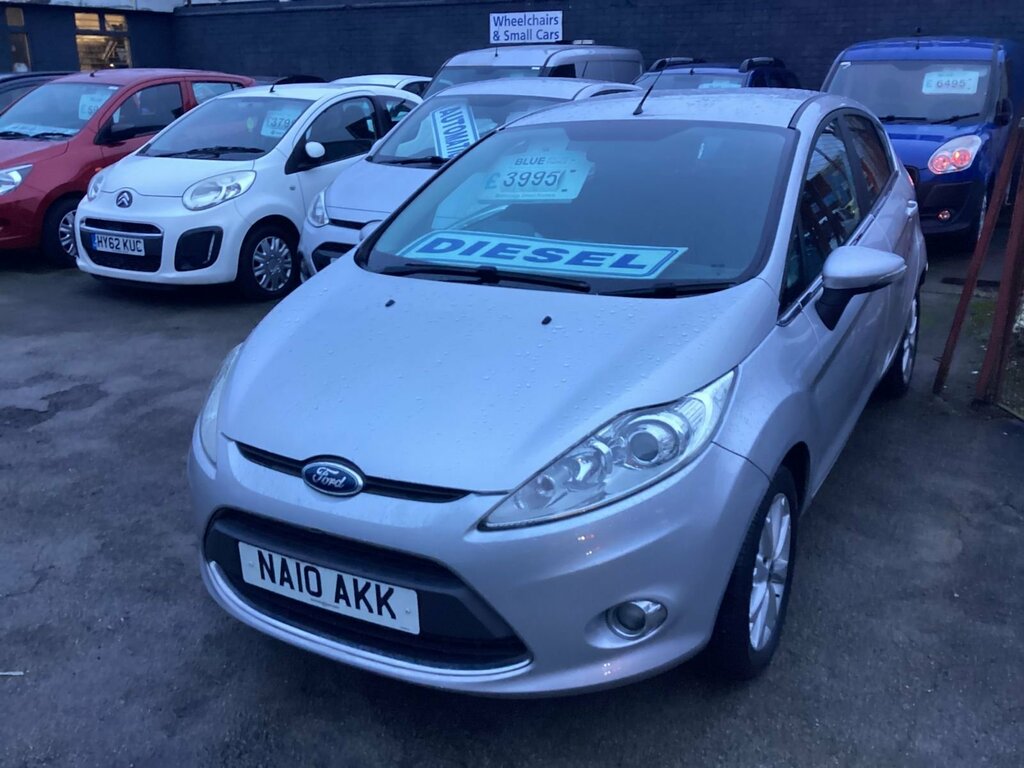 Ford Fiesta Fiesta Hatchback Silver #6