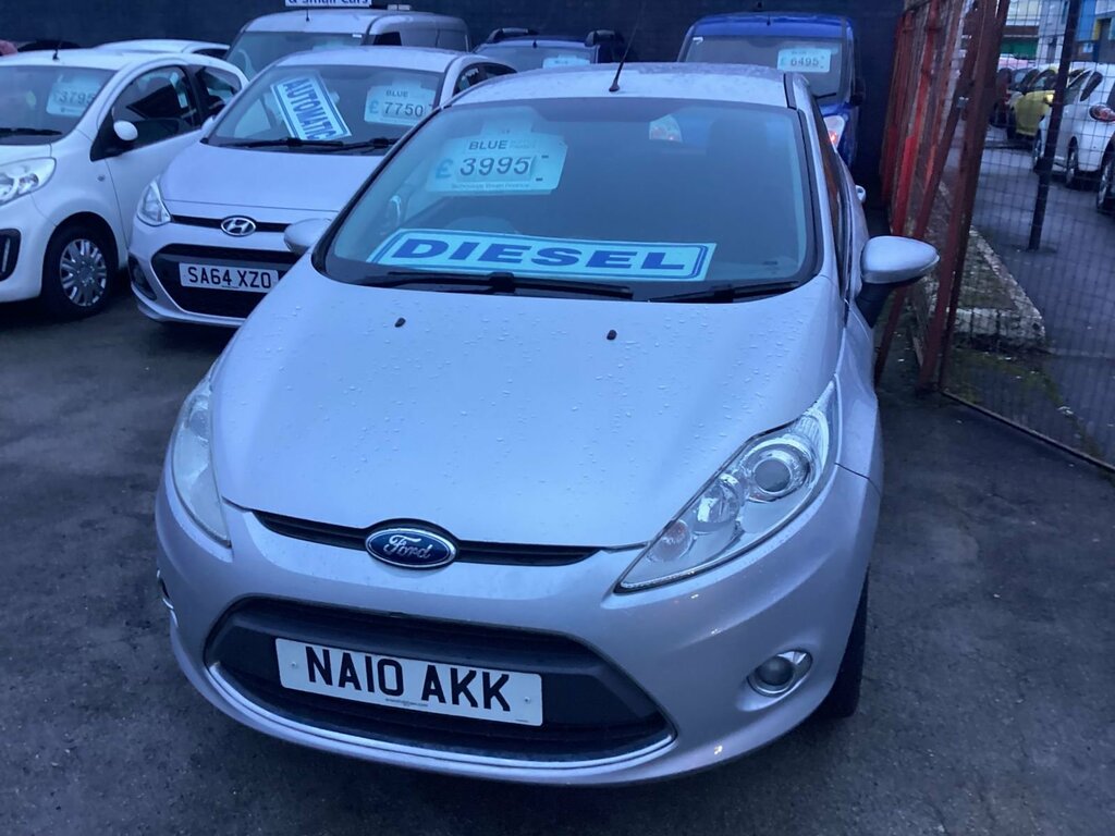 Ford Fiesta Fiesta Hatchback Silver #3