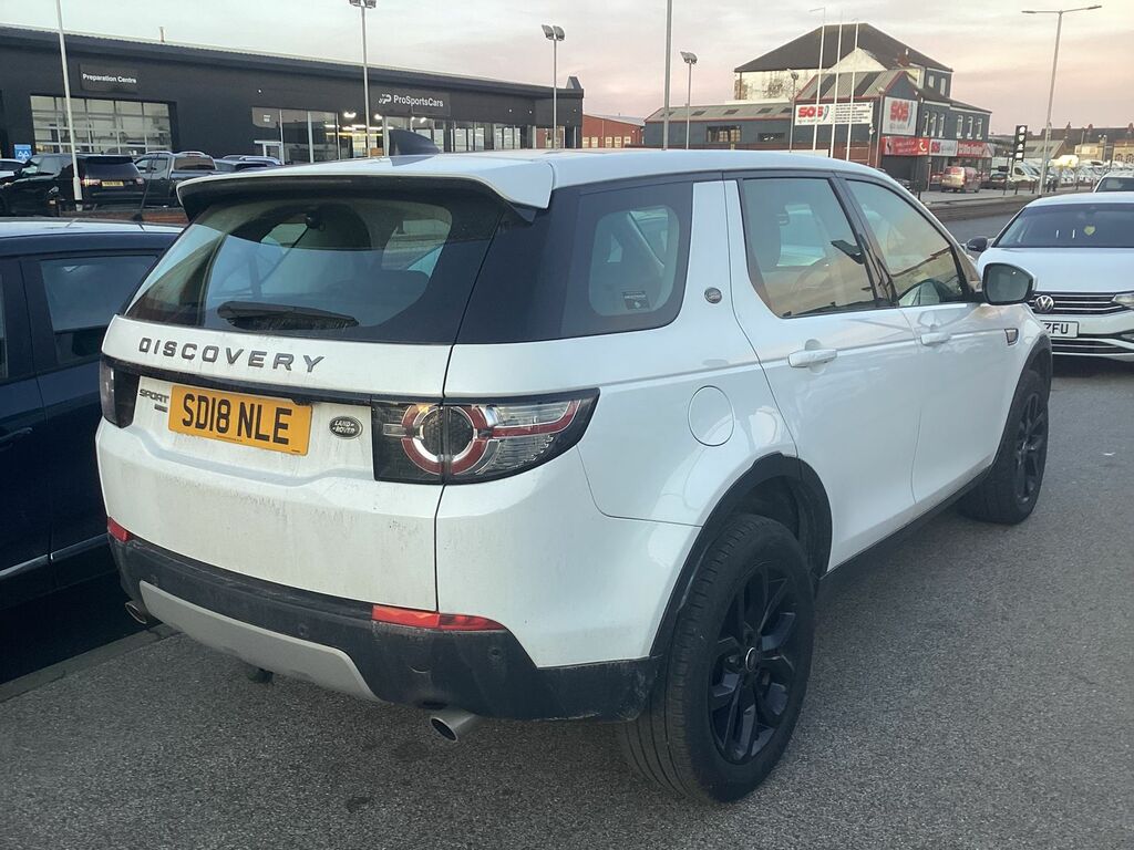 Land Rover Discovery Sport 2.0 Td4 Hse Suv 4Wd Euro 6 Ss SD18NLE White #5