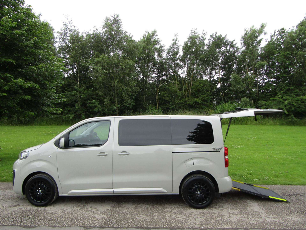 Peugeot Traveller Hdi Passenger Wheelchair Accessible Vehicle Wav