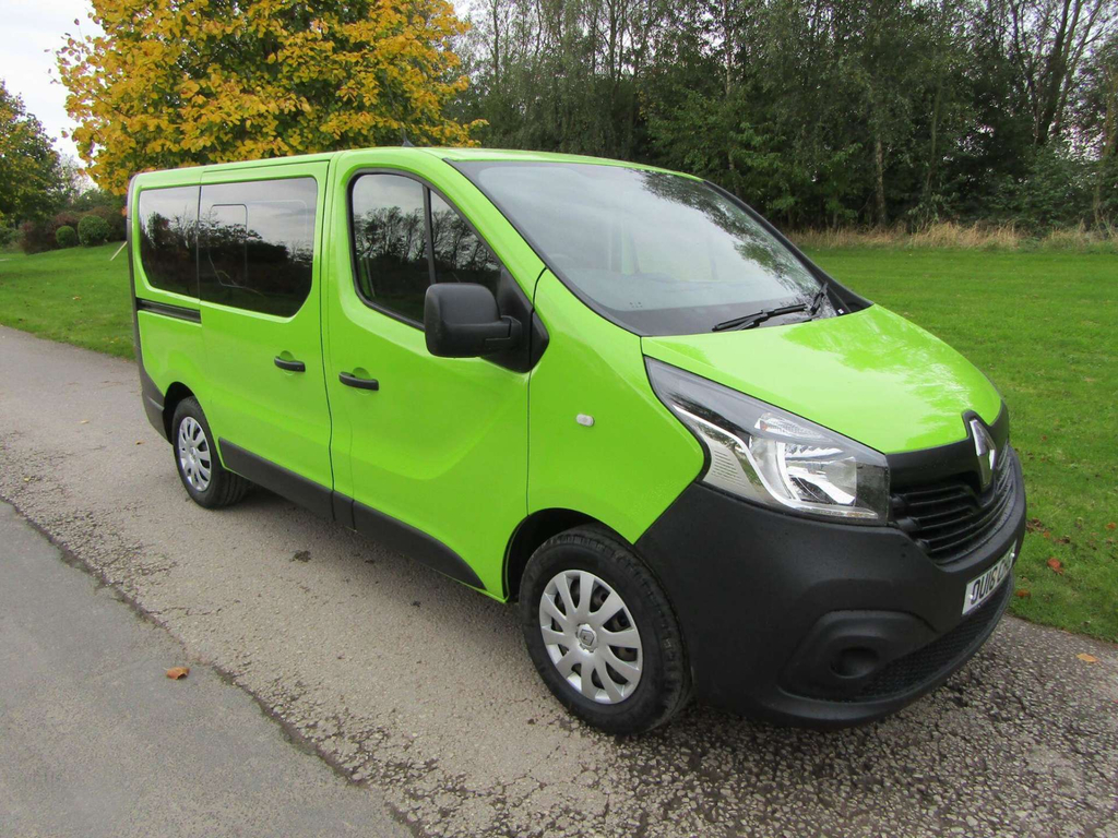 Renault Trafic Wheelchair Accessible Vehicle Wav OU18CHG #2