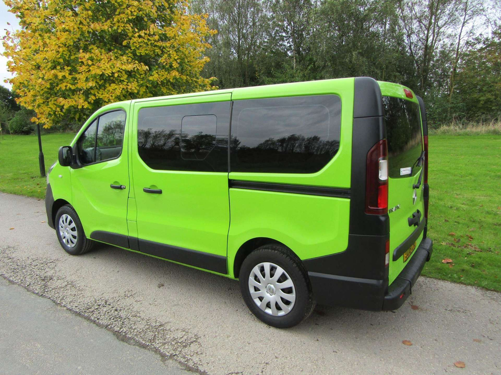 Renault Trafic Wheelchair Accessible Vehicle Wav OU18CHG #4