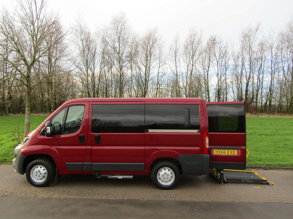 Peugeot Boxer Hdi Wheelchair Accessible Disabled Mobility Vehicl 