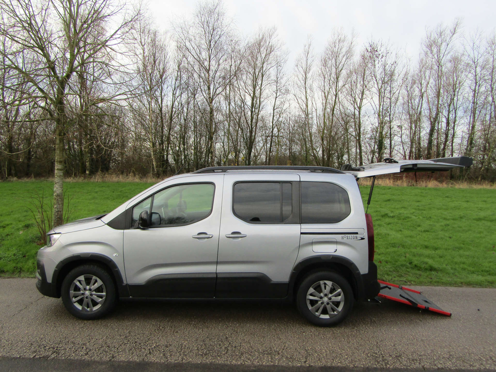 Peugeot Rifter Horizon Hdi Wheelchair Accessible Vehicle Wav 