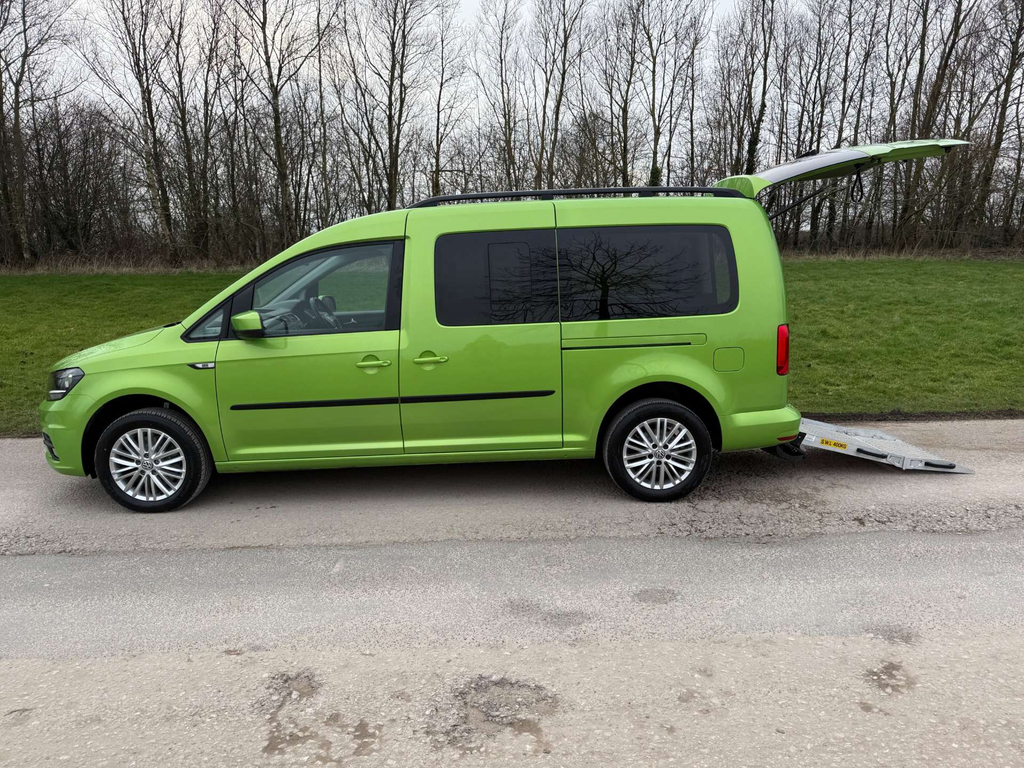 Volkswagen Caddy Maxi Life C20 Wheelchair Accessible Vehicle Wav 