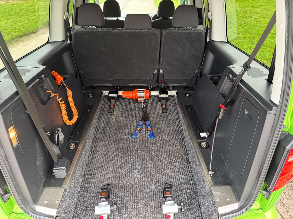 Volkswagen Caddy Maxi Life C20 Wheelchair Accessible Vehicle Wav  #6