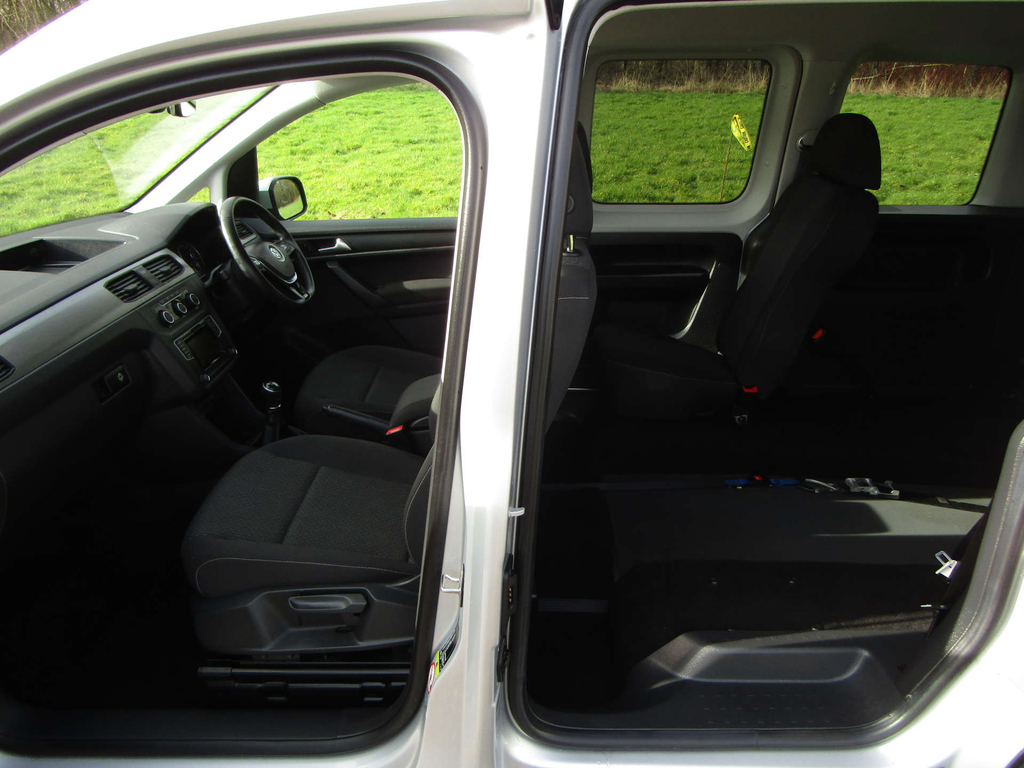 Volkswagen Caddy Life 2L Null Grey #8