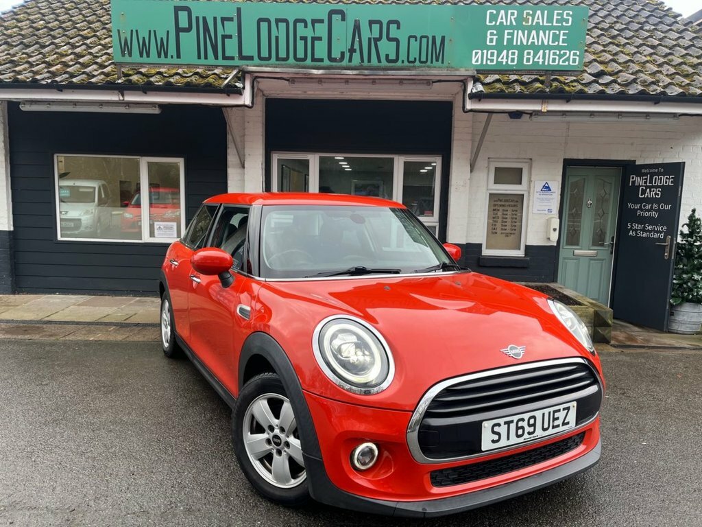 Mini Hatch 1.5L Cooper Classic ST69UEZ Orange #6