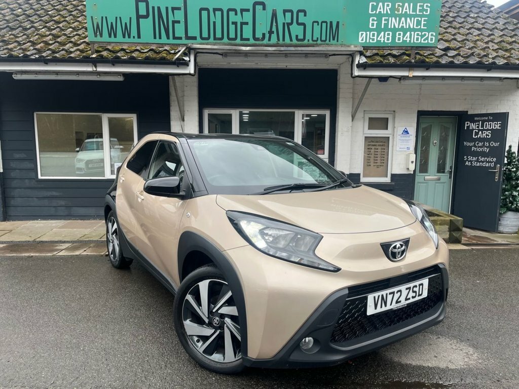 Toyota Aygo X 1L Edge VN72ZSD Beige #6