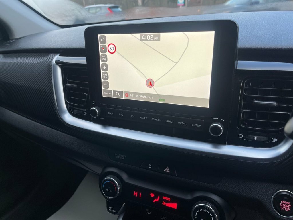 Kia Stonic 1L Gt-line S LD23MDR White #4