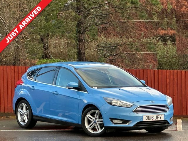 Ford Focus 1.0T Ecoboost Titanium Hatchback Blue