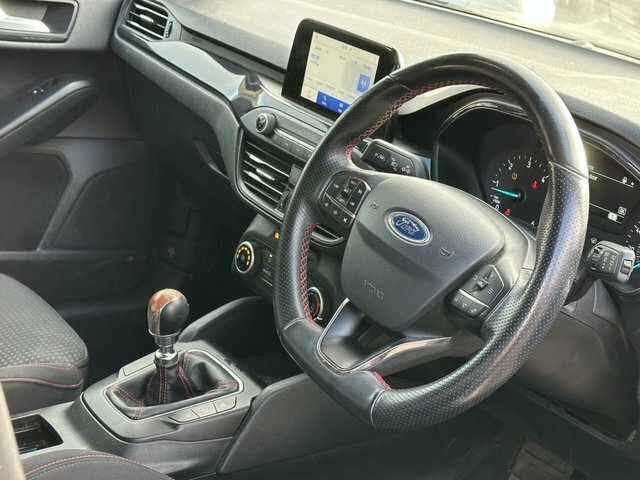 Ford Focus 1.5 Ecoblue St-line Hatchback Eu VA68BVZ Silver #2