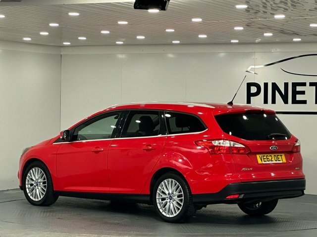 Ford Focus 1.0T Ecoboost Zetec Estate Euro VE62OET Red #5