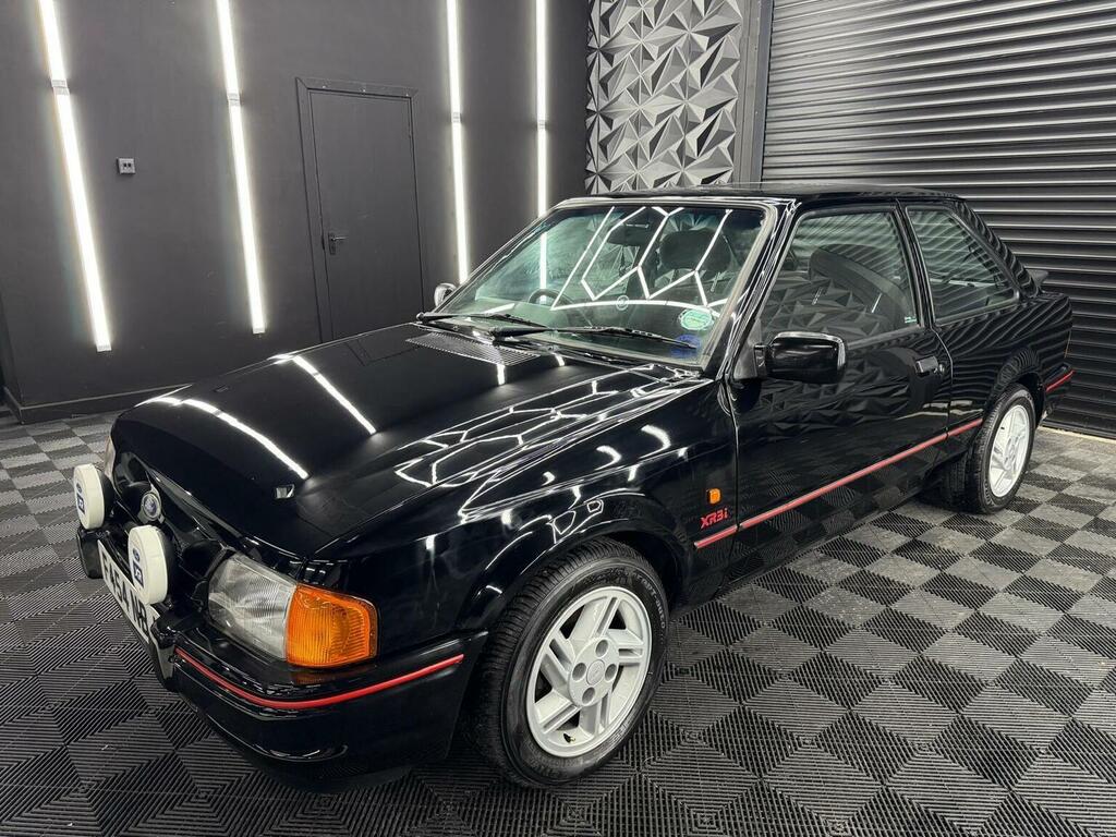 Ford Escort Hatchback 1.6 Xr3i 1988F  #2