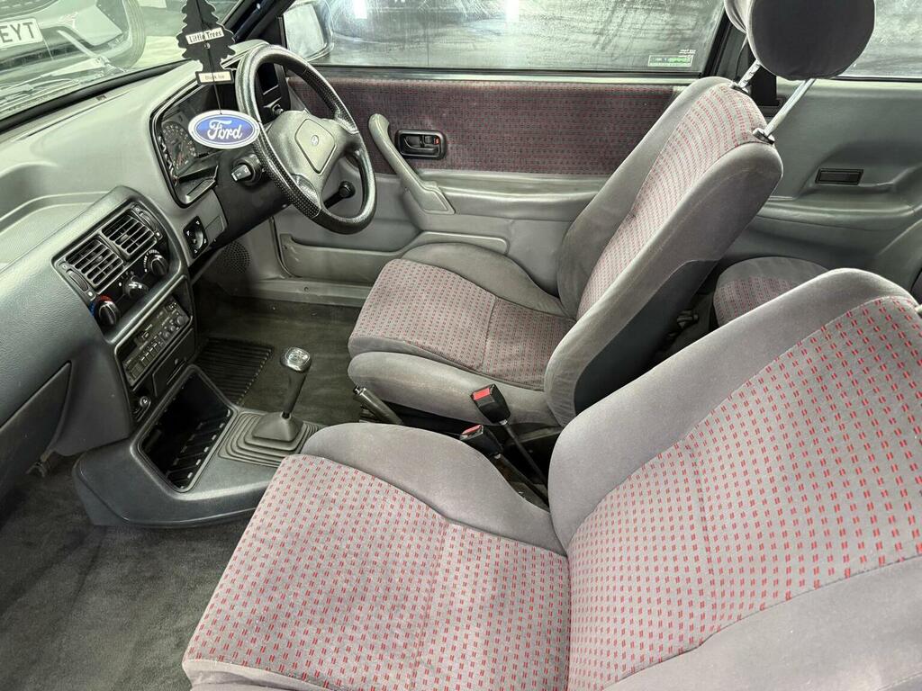 Ford Escort Hatchback 1.6 Xr3i 1988F  #3