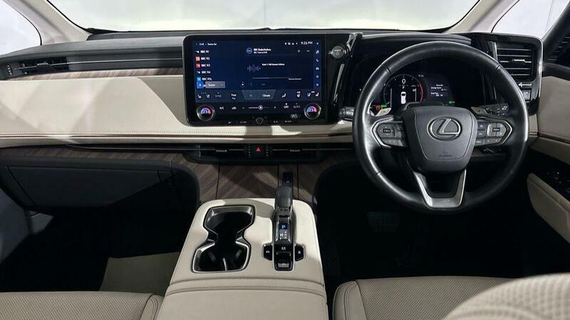 Lexus LM 350H 2.5 White #7