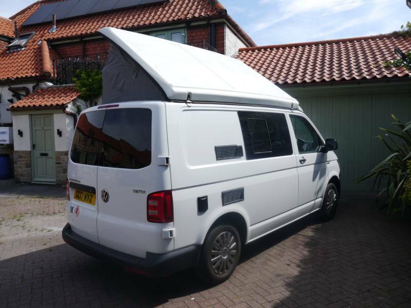 Volkswagen Transporter 2.0 Tdi Bmt 102 Startline Van Euro 6 - 2017 17 GC17MYZ White #6
