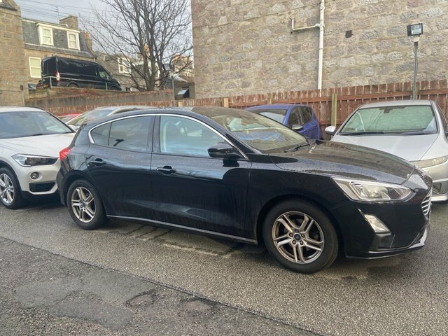 Ford Focus Ecoboost Zetec Hatchback Black
