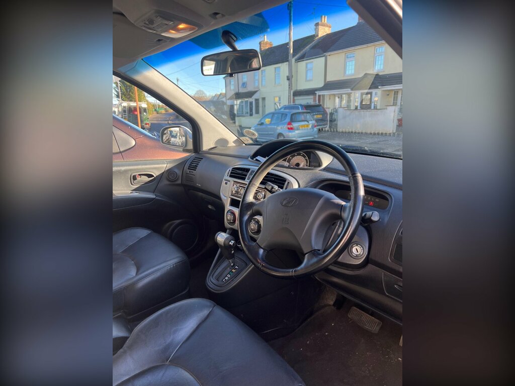 Hyundai Matrix Matrix Gsi Silver #2
