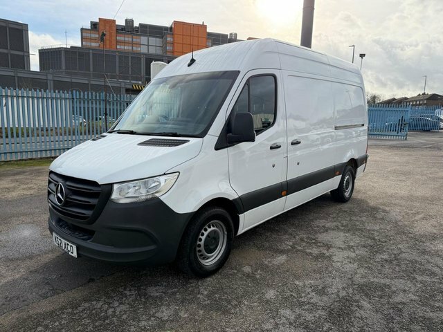 Mercedes-Benz Sprinter 2.0 315 Cdi Progressive Mwb G-tronic Rwd L2 H2 150 White #2