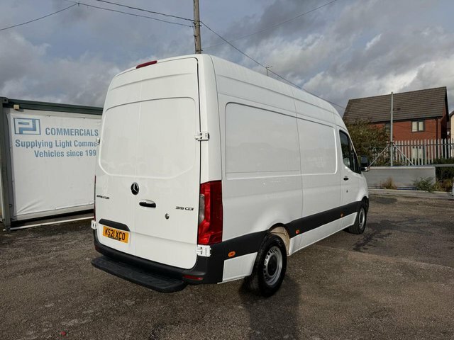 Mercedes-Benz Sprinter 2.0 315 Cdi Progressive Mwb G-tronic Rwd L2 H2 150 White #4