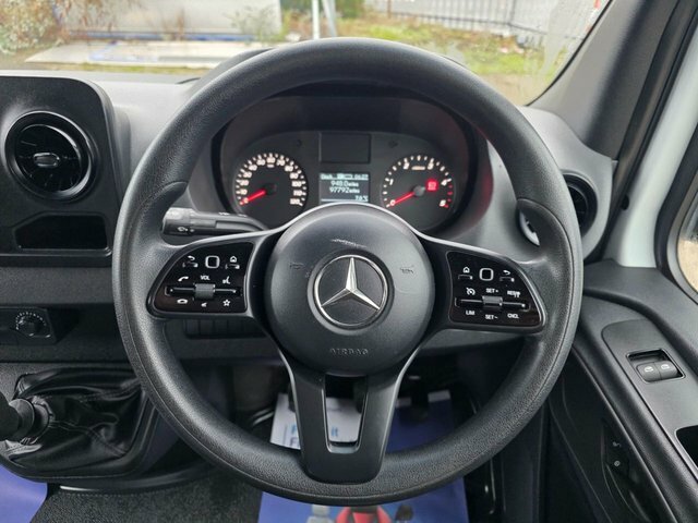 Mercedes-Benz Sprinter 2.1 314 Cdi Progressive Low Loader L2 143 Bhp Eur PG21DDJ White #5