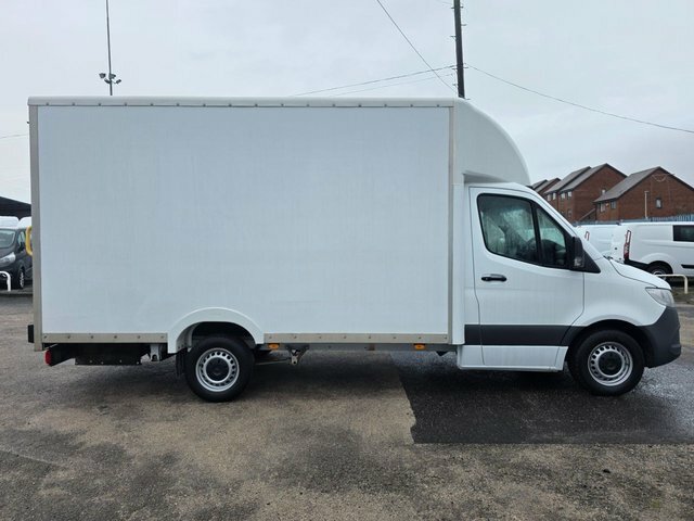 Mercedes-Benz Sprinter 2.1 314 Cdi Progressive Low Loader L2 143 Bhp Eur PG21DDJ White