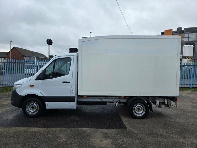 Mercedes-Benz Sprinter 2.1 314 Cdi Mwb Chiller Box Rwd G-tronic L2 143 B White #2